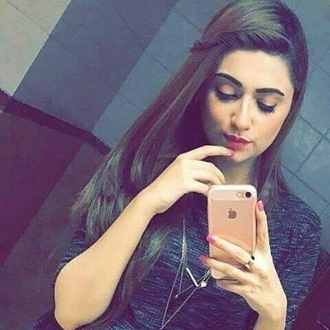 Girl with iPhone dp