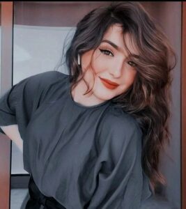 250+ Beautiful DP for Girls Images, Photos & Pictures - Funky Life