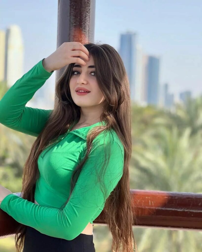 Pakistani Cute Girl Pic